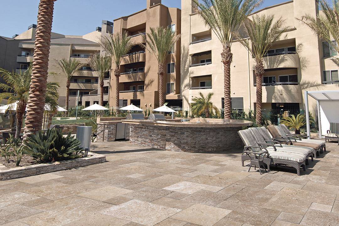 #Dark Noce Travertine Tile, NPT Outdoor Travertine Tile beauty image
