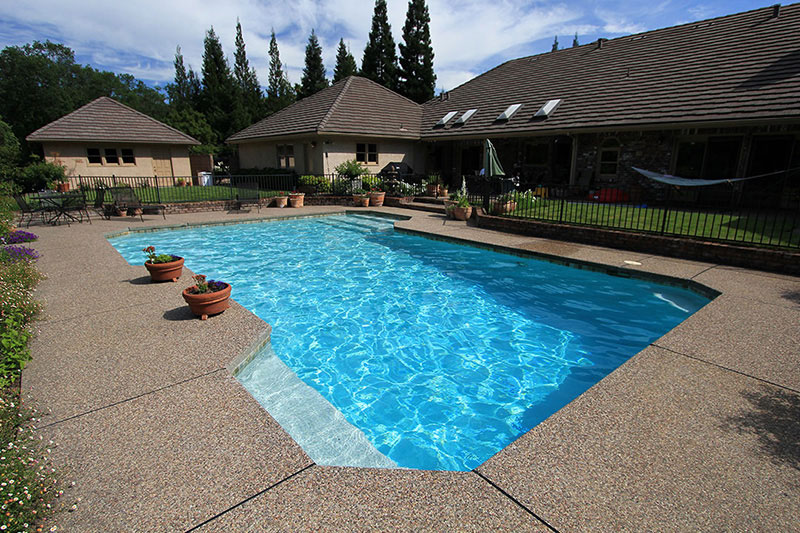 Salt & Pepper StoneScapes Pool Finishes Mini Pebbles