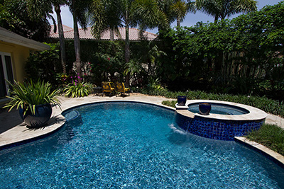 Aqua White StoneScapes Touch of Glass