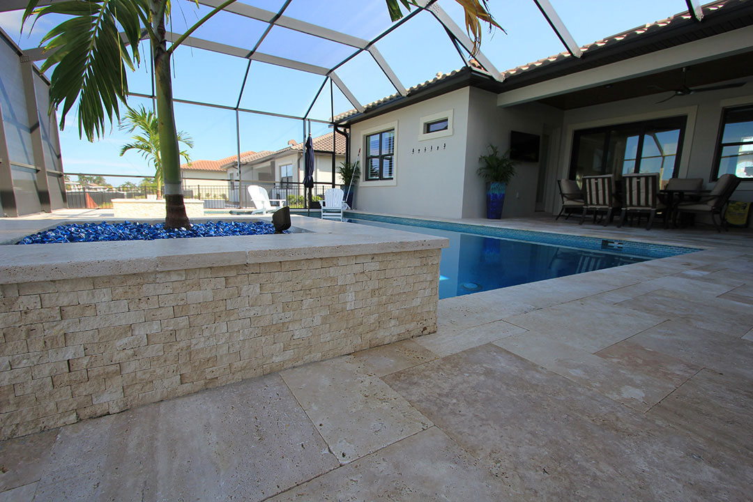 Travertine Split Face - Ivory Panel